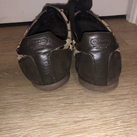 Coach ladies sneakers size 8.5 - Picture 3 of 7